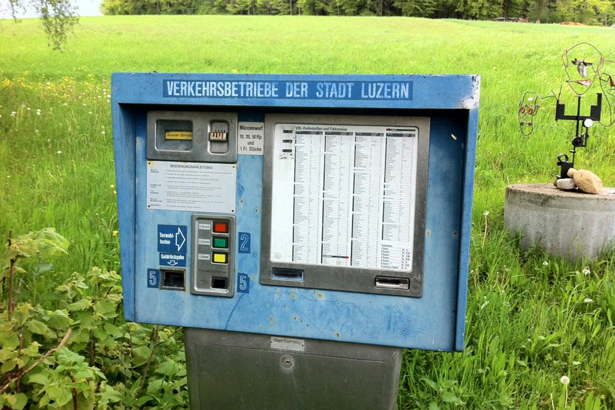 Der Billettautomat «Sadamel» wurde 1969 eingeführt. (Archiv VBL) Der Billettautomat «Sadamel» wurde 1969 eingeführt. (Archiv VBL)