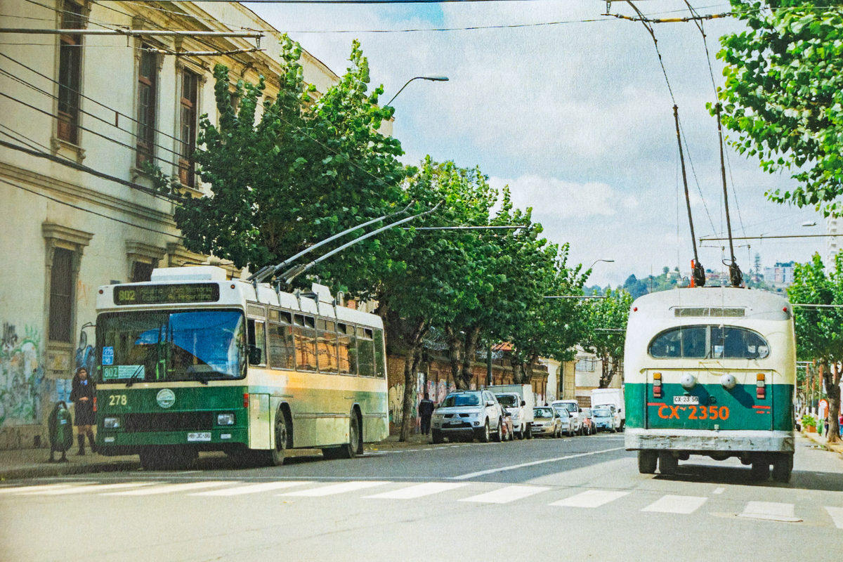 Auch heute sind die Busse noch in Valparaiso unterwegs. (Samuel Fuentes) Auch heute sind die Busse noch in Valparaiso unterwegs. (Samuel Fuentes)