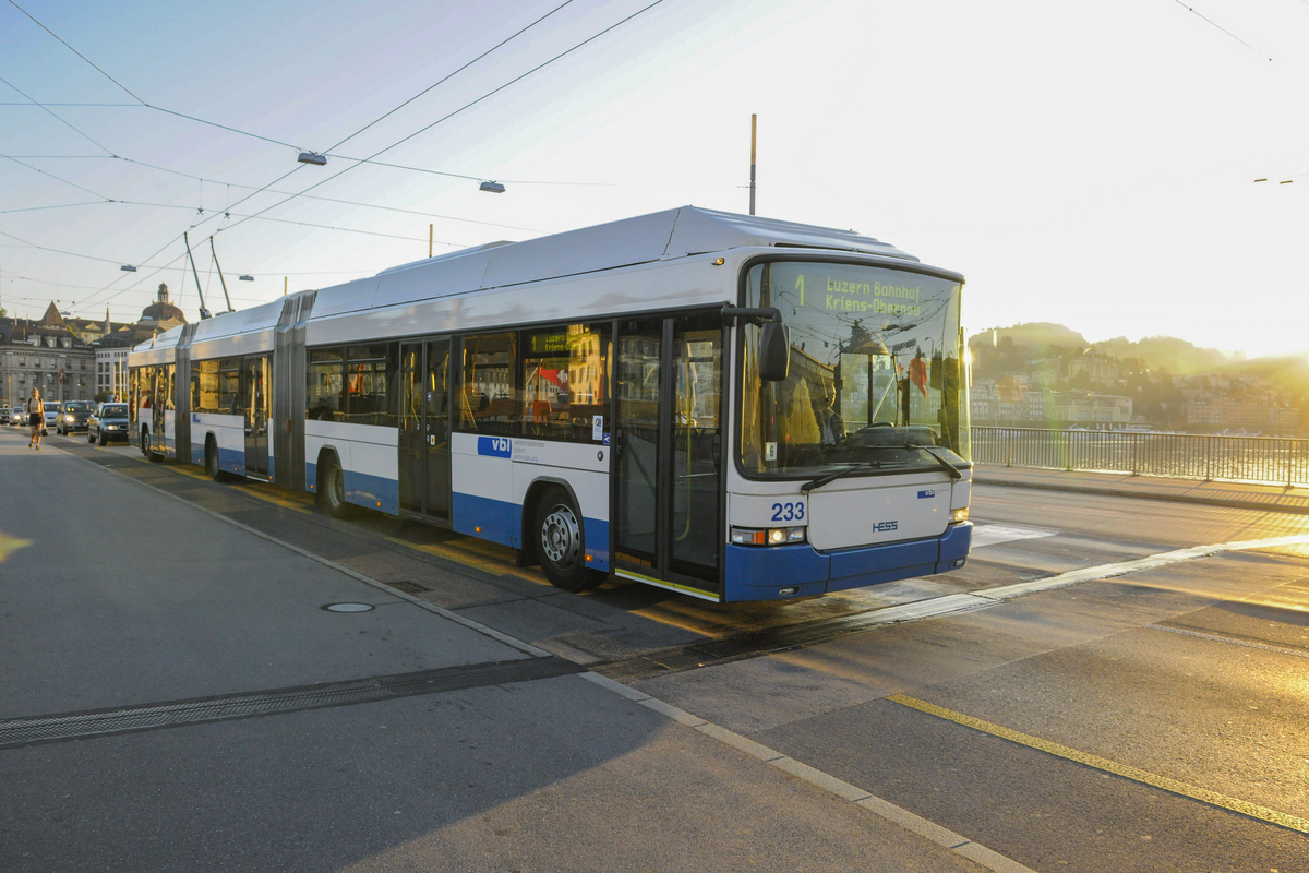 Einer der Ersten Doppelgelenktrolleybusse im Jahr 2006. Einer der Ersten Doppelgelenktrolleybusse im Jahr 2006.